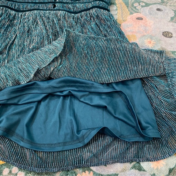 Lulus Smokeshow Teal Blue Crinkled Sparkle Metallic V-Neck Sleeveless Mini Dress - Picture 15 of 15